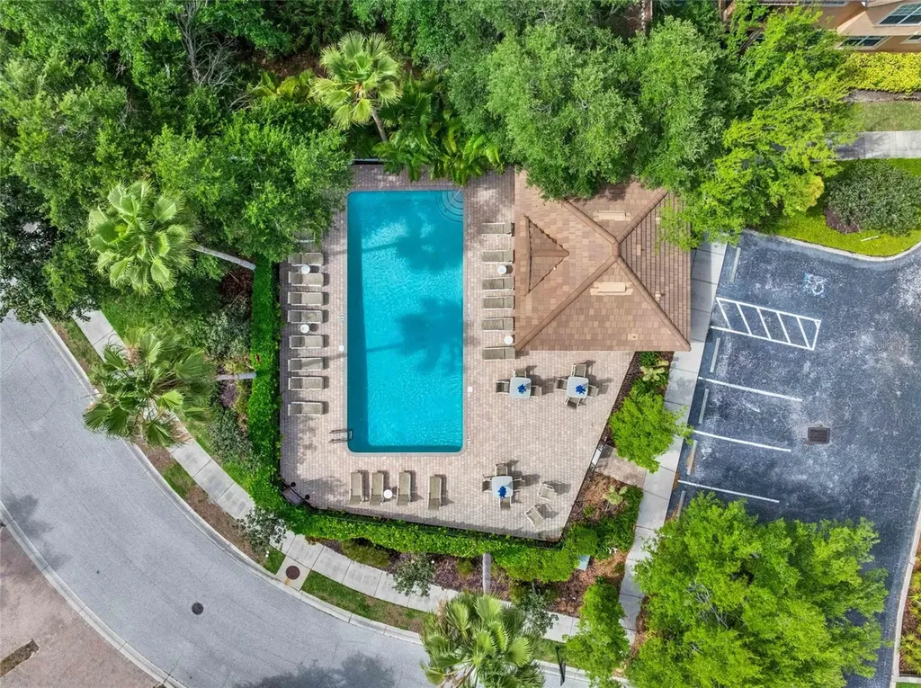 8204 Villa Grande Court Sarasota FL 34243