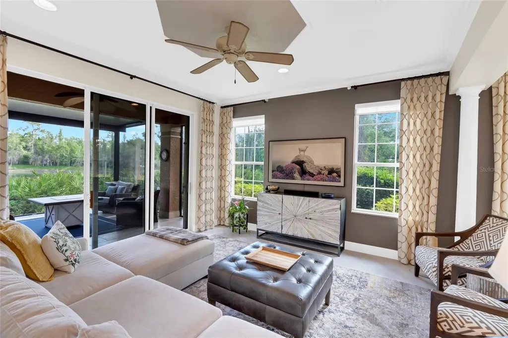 8204 Villa Grande Court Sarasota FL 34243