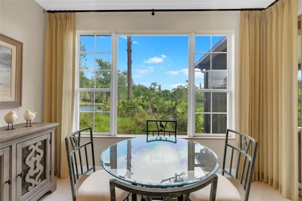 8204 Villa Grande Court Sarasota FL 34243