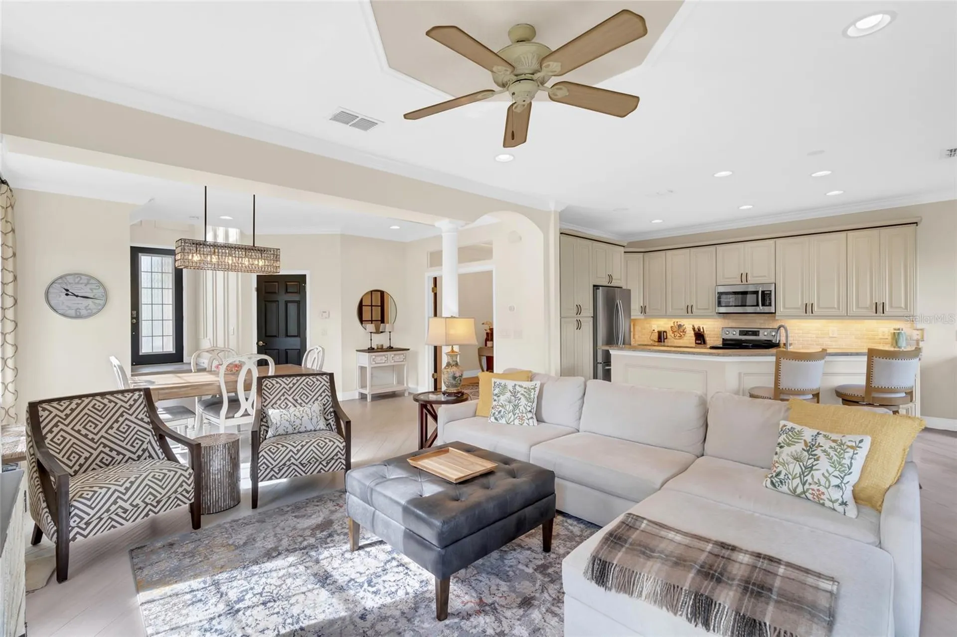 8204 Villa Grande Court Sarasota FL 34243