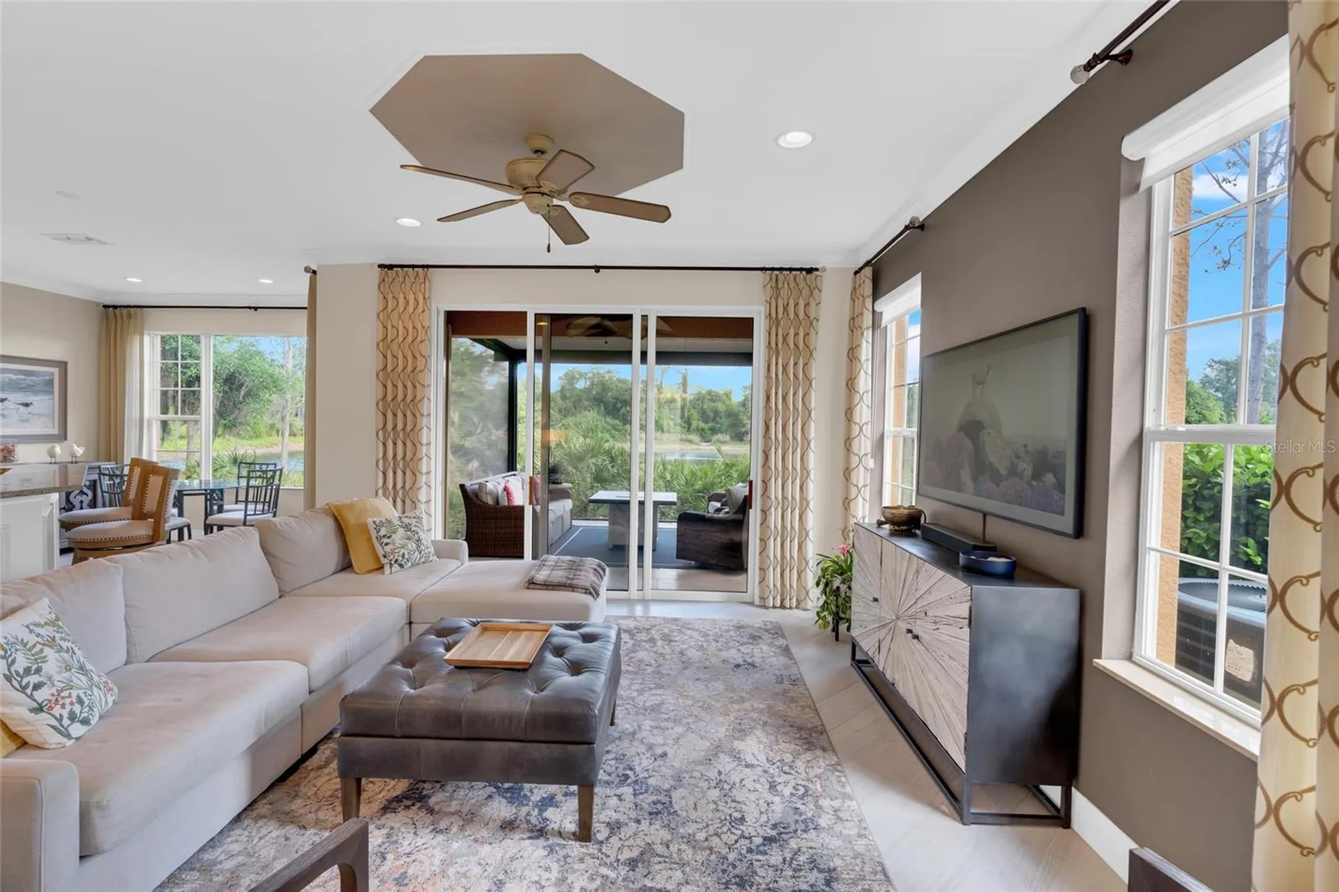 8204 Villa Grande Court Sarasota FL 34243
