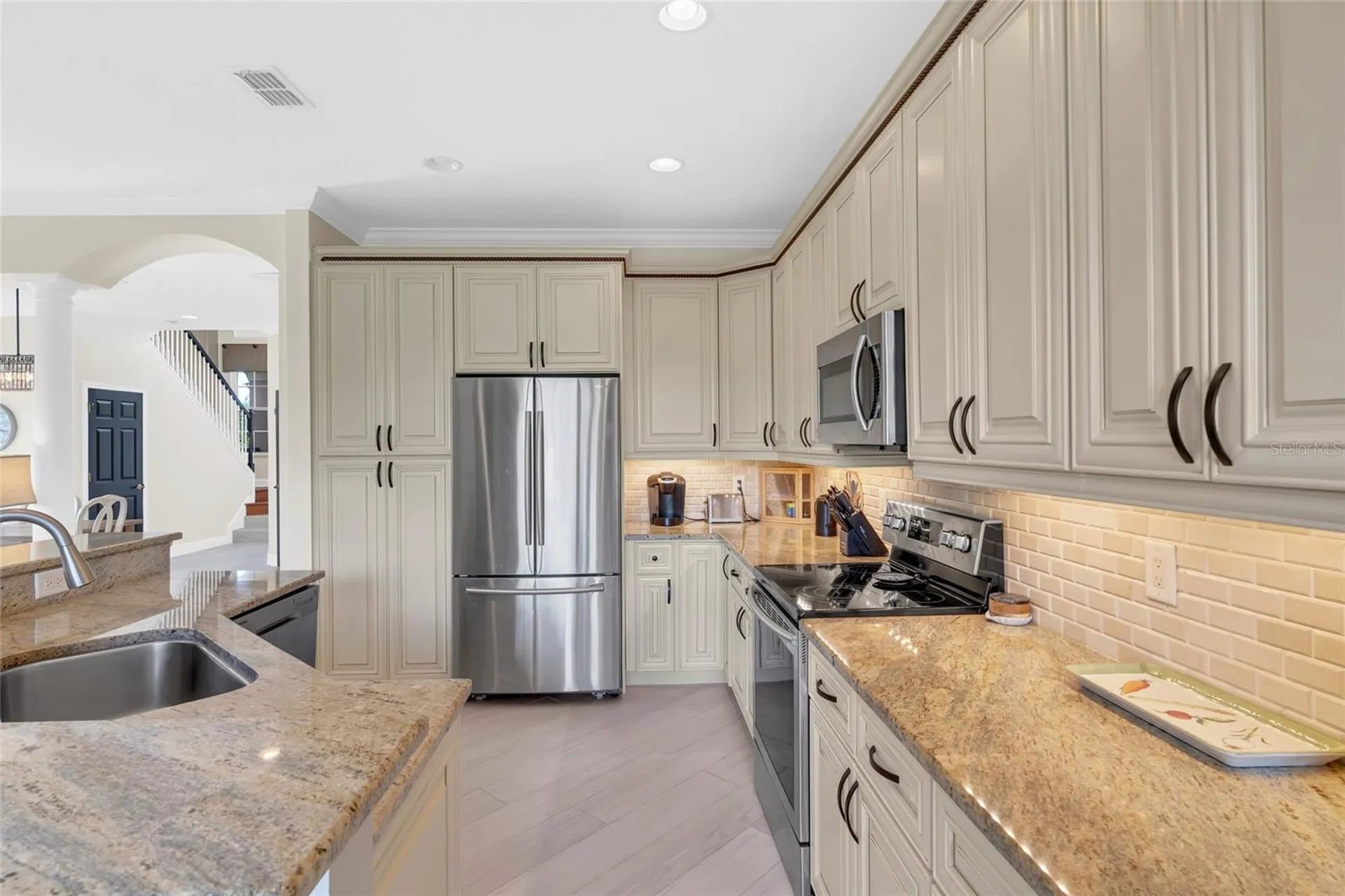 8204 Villa Grande Court Sarasota FL 34243