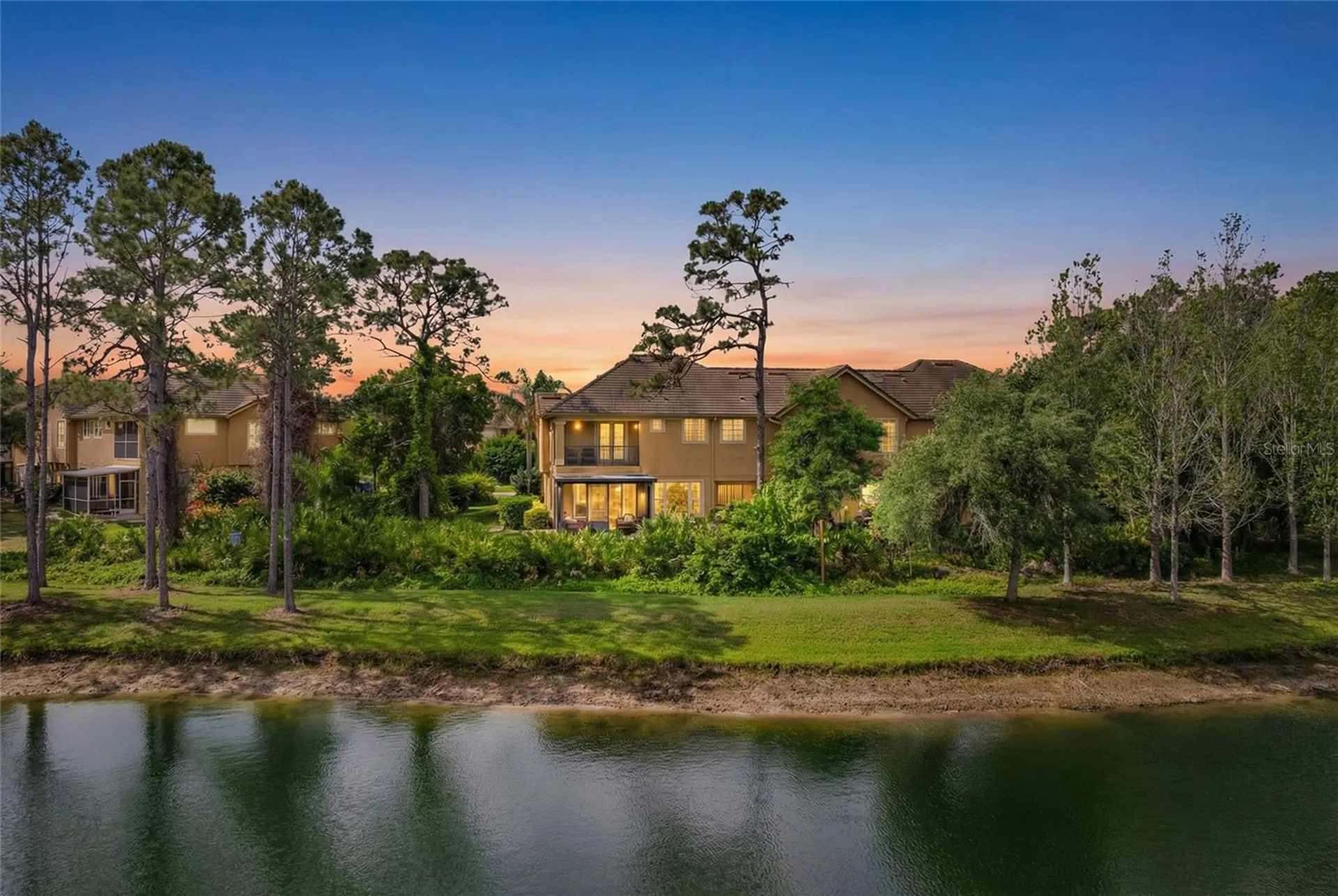 8204 Villa Grande Court Sarasota FL 34243