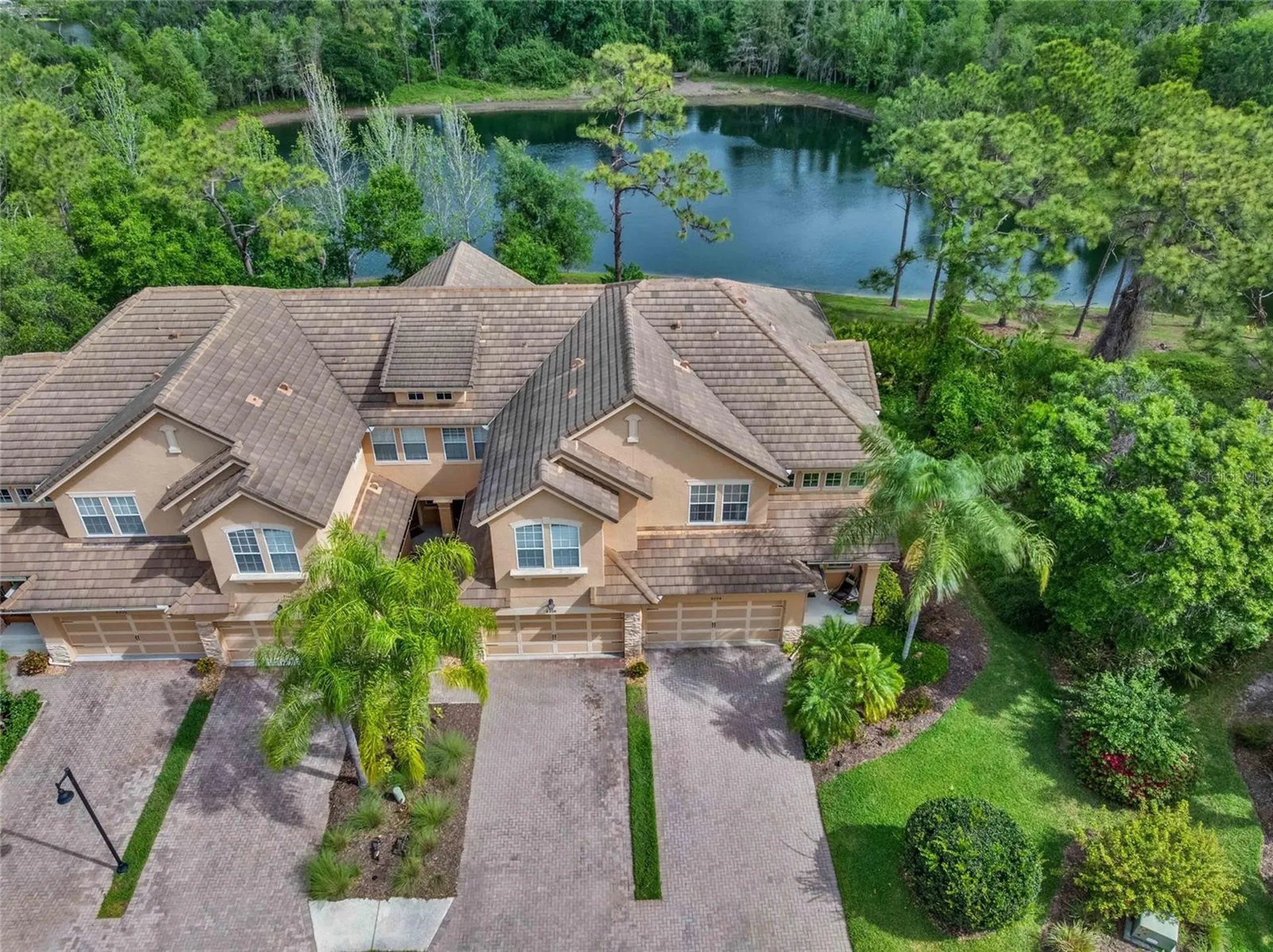 8204 Villa Grande Court Sarasota FL 34243