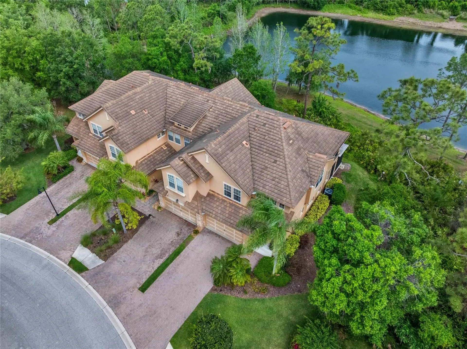 8204 Villa Grande Court Sarasota FL 34243
