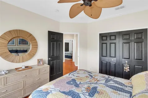 8204 Villa Grande Court Sarasota FL 34243
