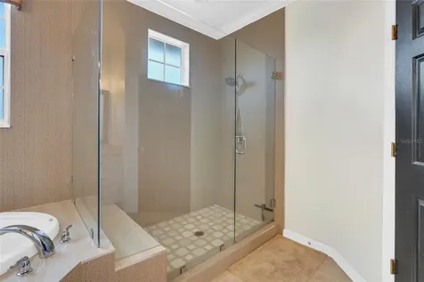 8204 Villa Grande Court Sarasota FL 34243