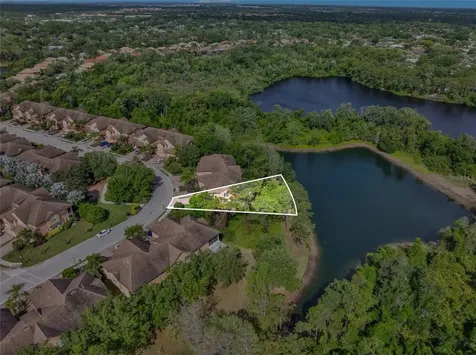 8204 Villa Grande Court Sarasota FL 34243