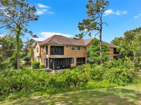 8204 Villa Grande Court Sarasota FL 34243