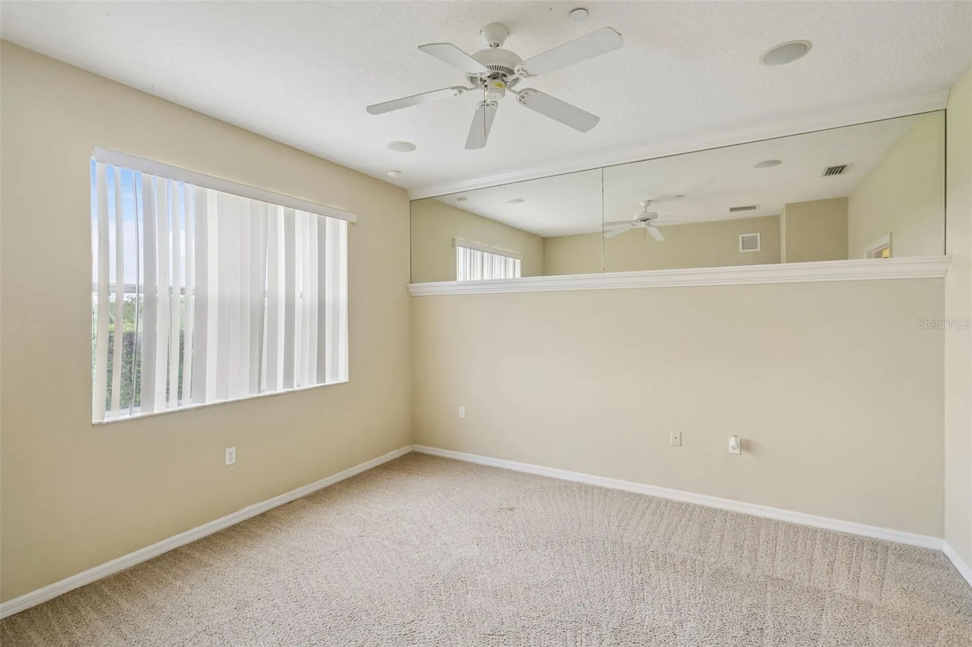 722 Chacall Loop Mount Dora FL 32757