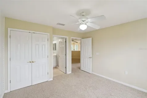 722 Chacall Loop Mount Dora FL 32757