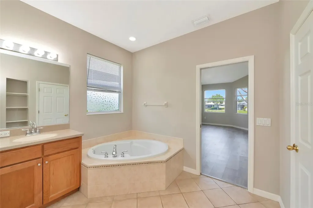 12079 Aster Avenue Bradenton FL 34212