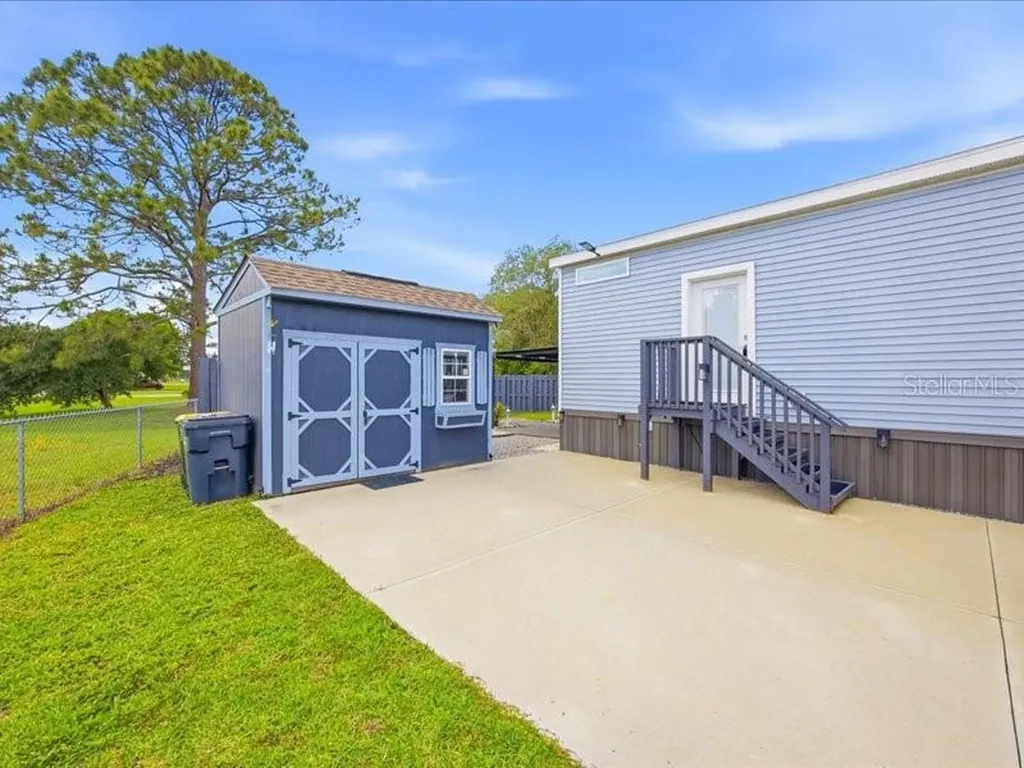 25294 Canterbury Drive Lake Wales FL 33898