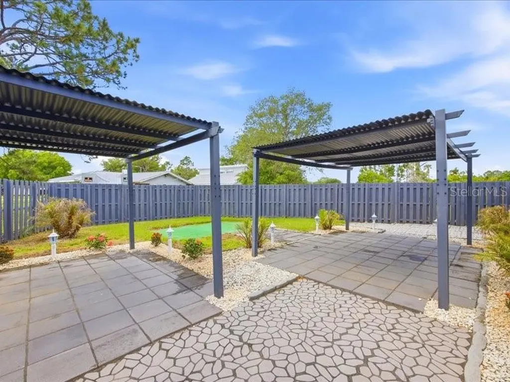 25294 Canterbury Drive Lake Wales FL 33898