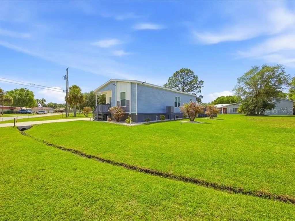 25294 Canterbury Drive Lake Wales FL 33898