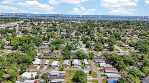 South Daytona FL 32119