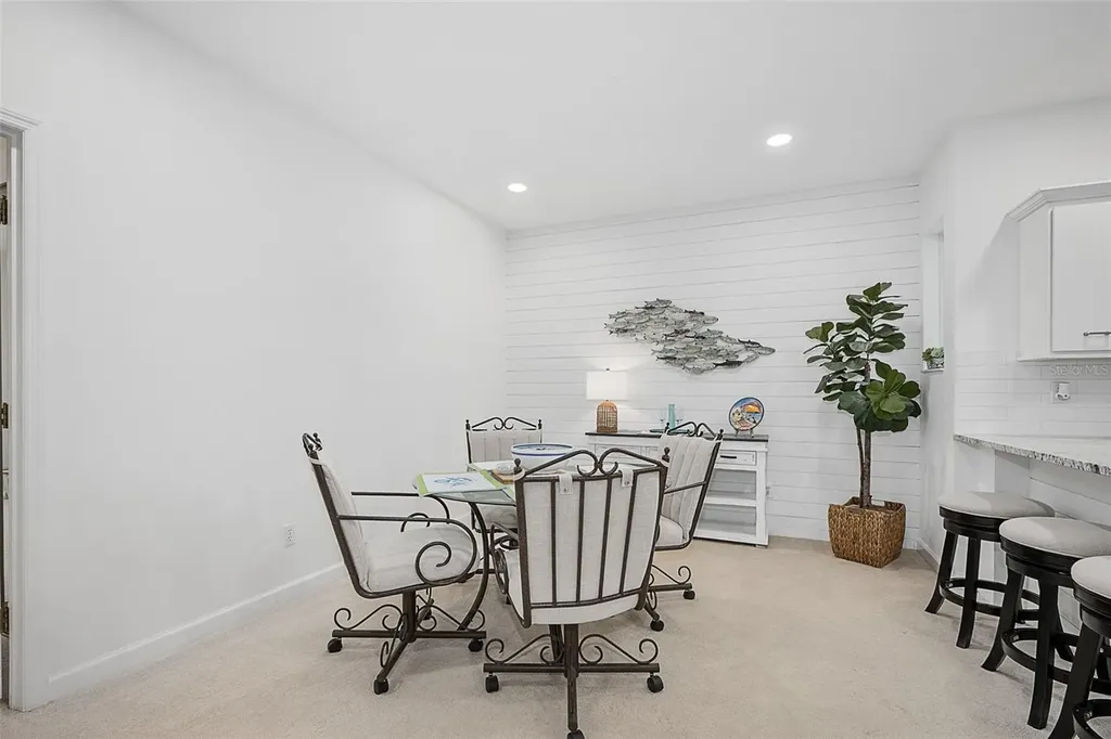 41 Magnolia Drive S Ormond Beach FL 32174