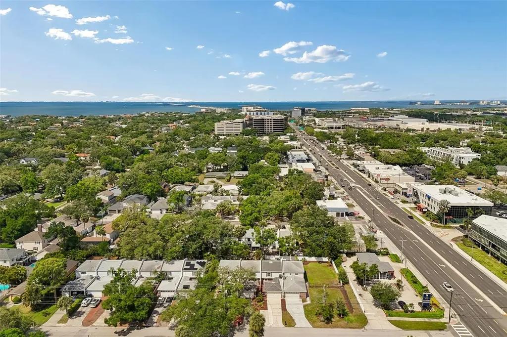 105 S Manhattan Avenue Tampa FL 33609