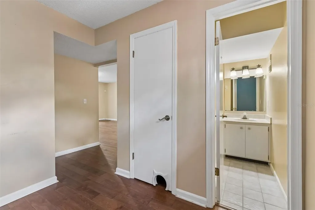 105 S Manhattan Avenue Tampa FL 33609