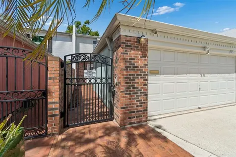 105 S Manhattan Avenue Tampa FL 33609