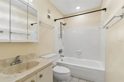 105 S Manhattan Avenue Tampa FL 33609