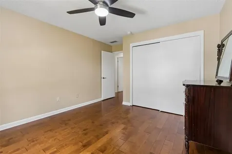 105 S Manhattan Avenue Tampa FL 33609