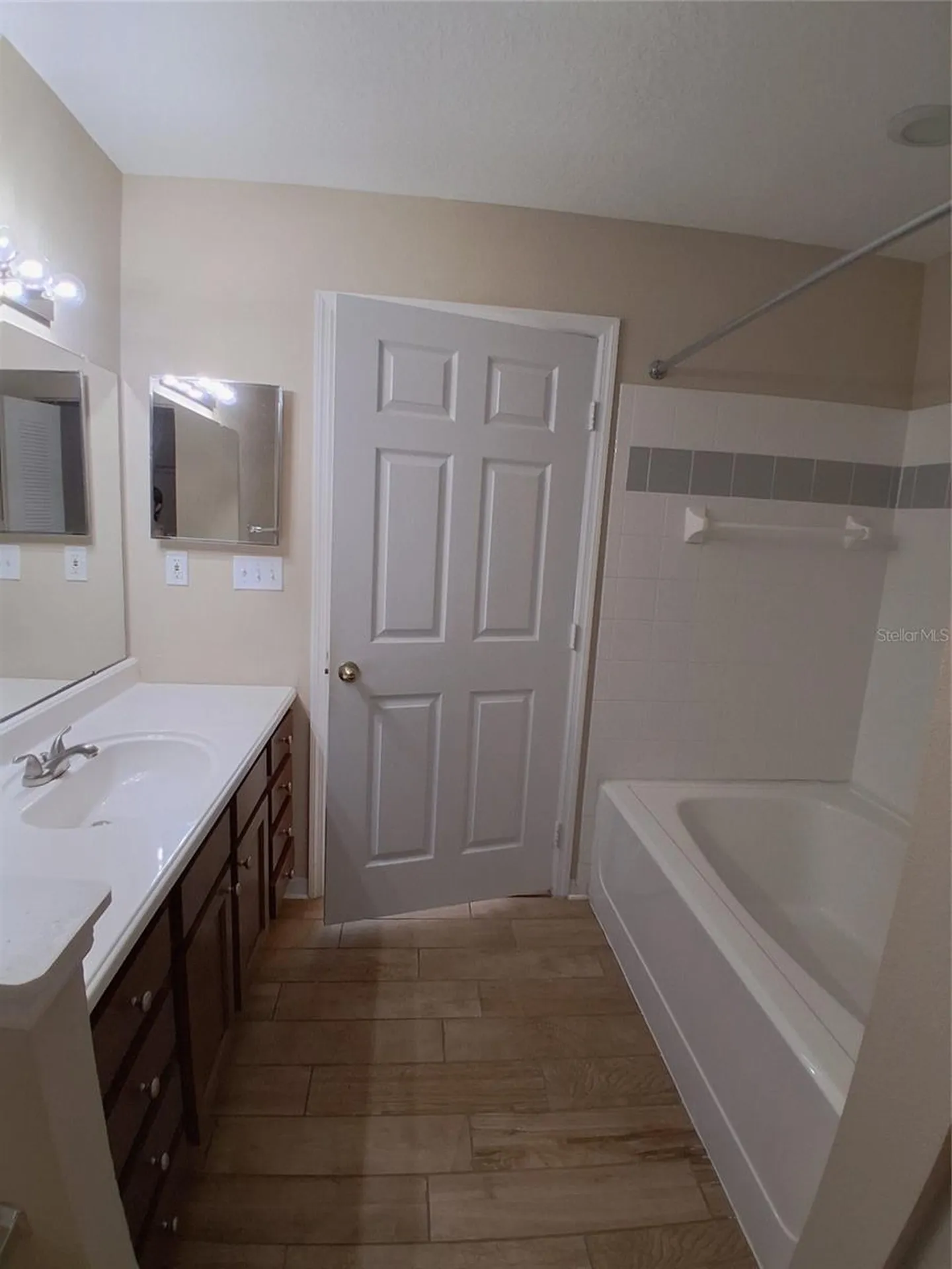 9020 Lake Chase Island Way Tampa FL 33626