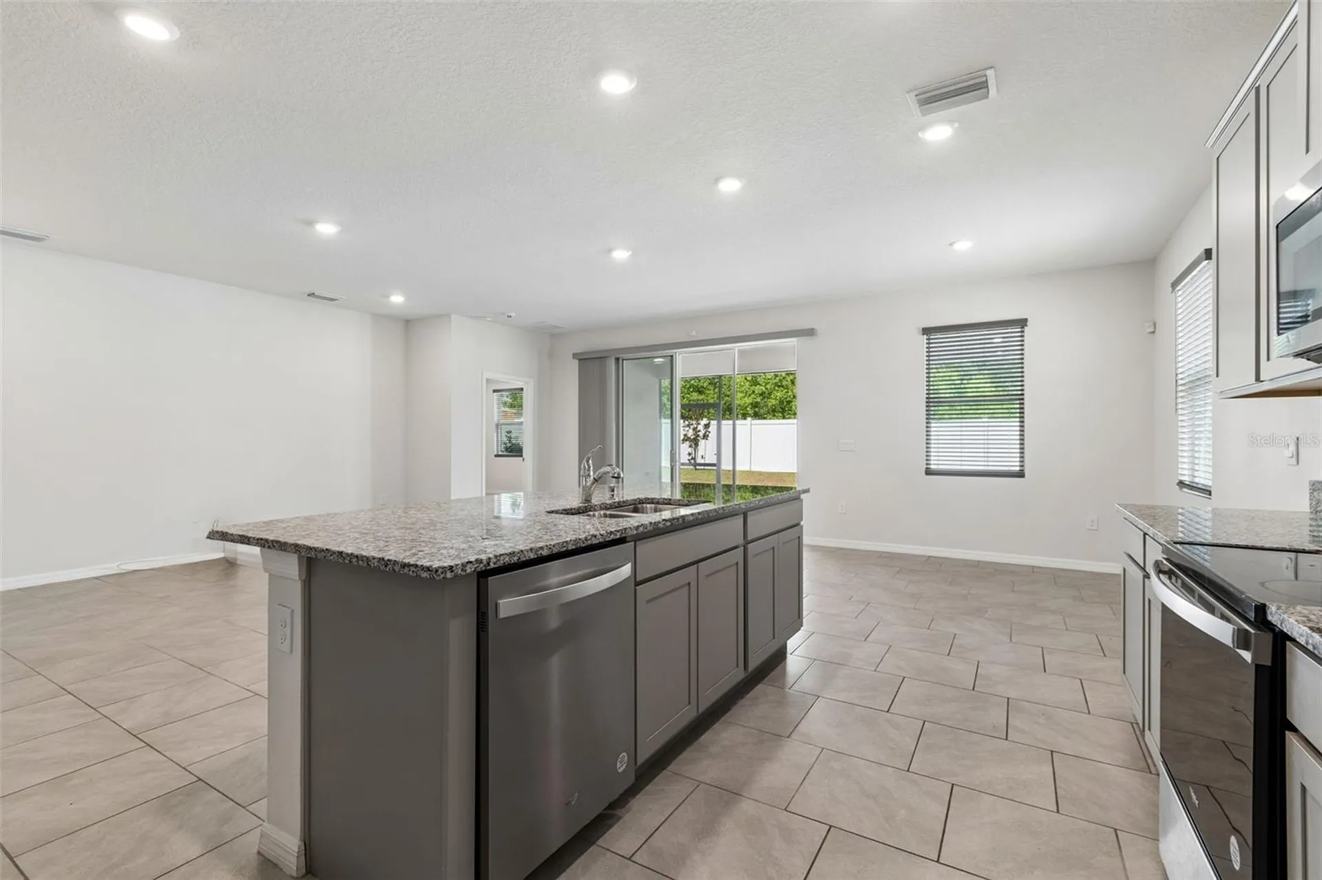 35977 Morse Willow Court Zephyrhills FL 33541