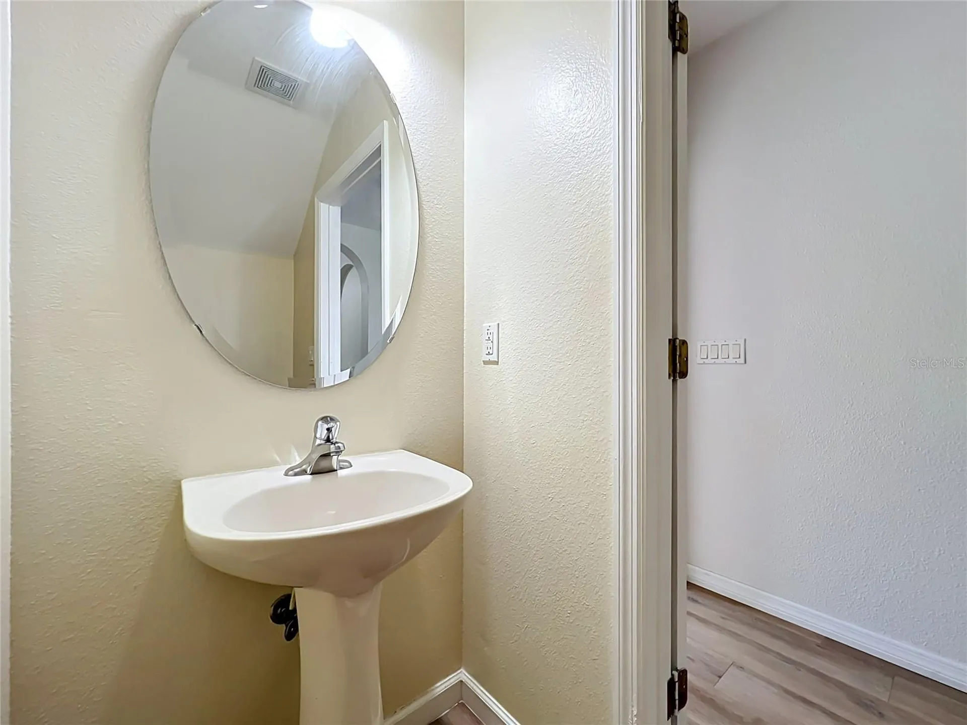 856 Park Grove Court Orlando FL 32828