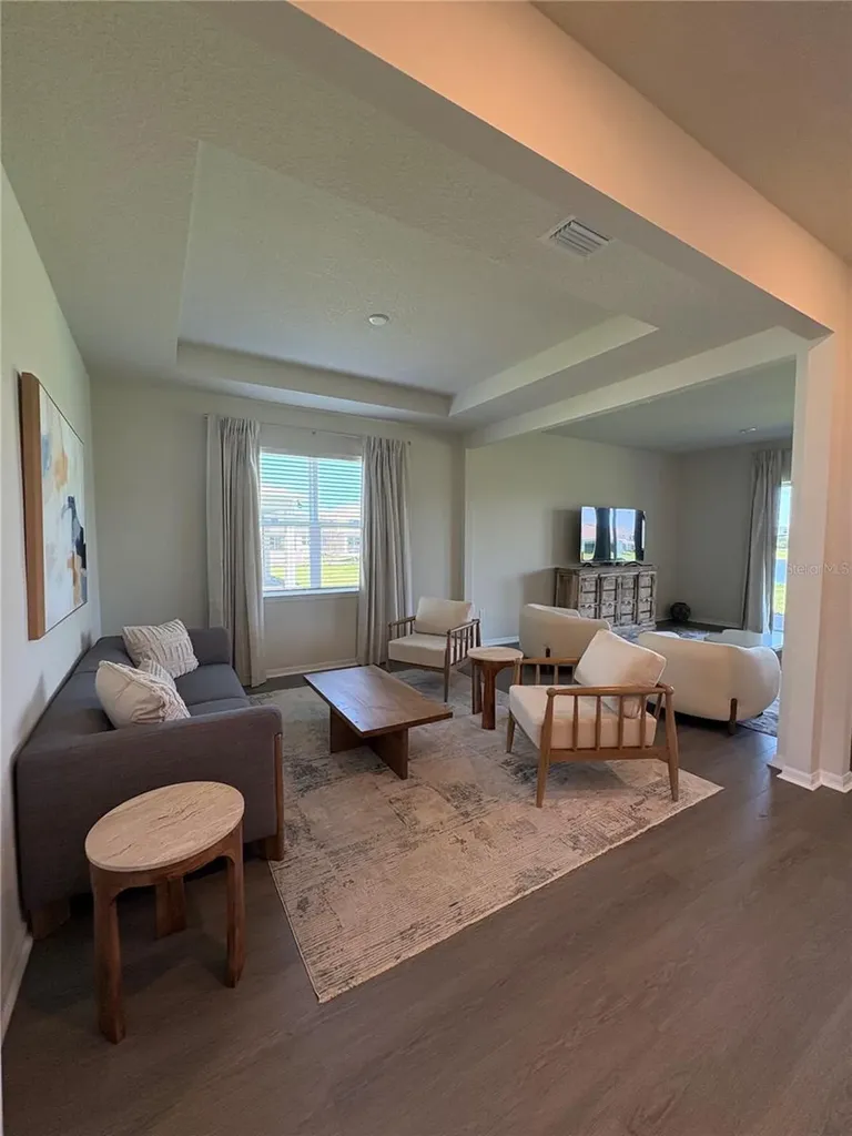 8243 Fenton Street Orlando FL 32836