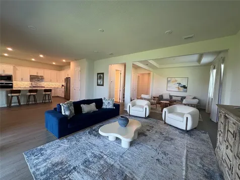 8243 Fenton Street Orlando FL 32836