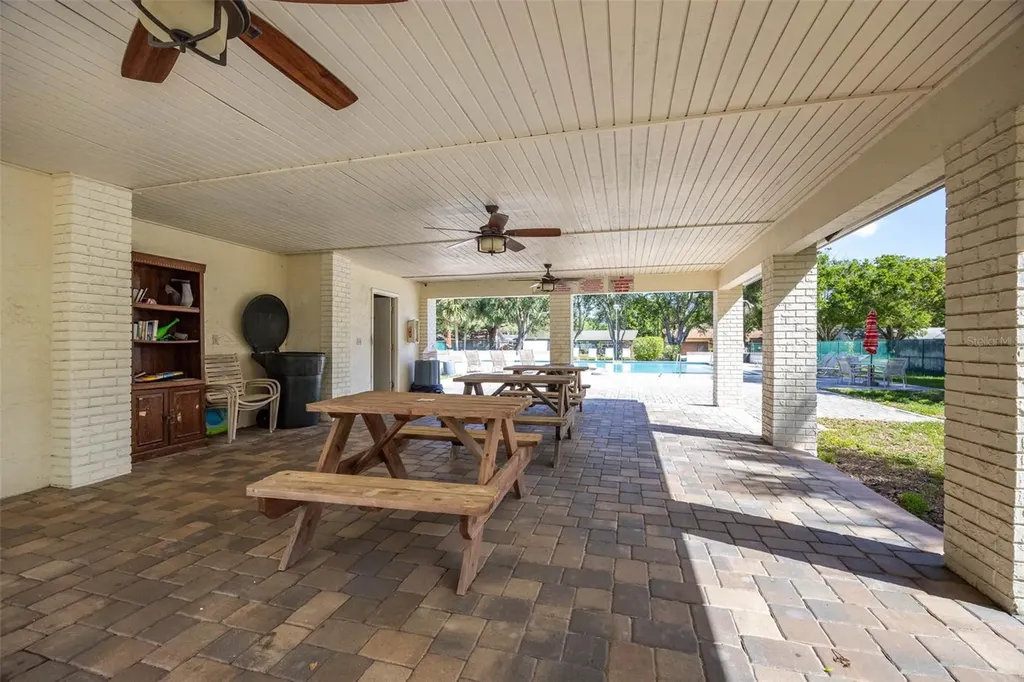 1597 Amberlea Dr S Dunedin FL 34698