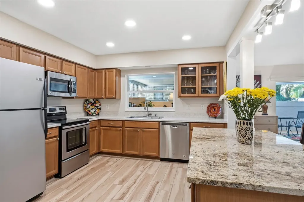 1597 Amberlea Dr S Dunedin FL 34698