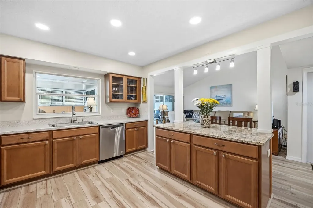 1597 Amberlea Dr S Dunedin FL 34698