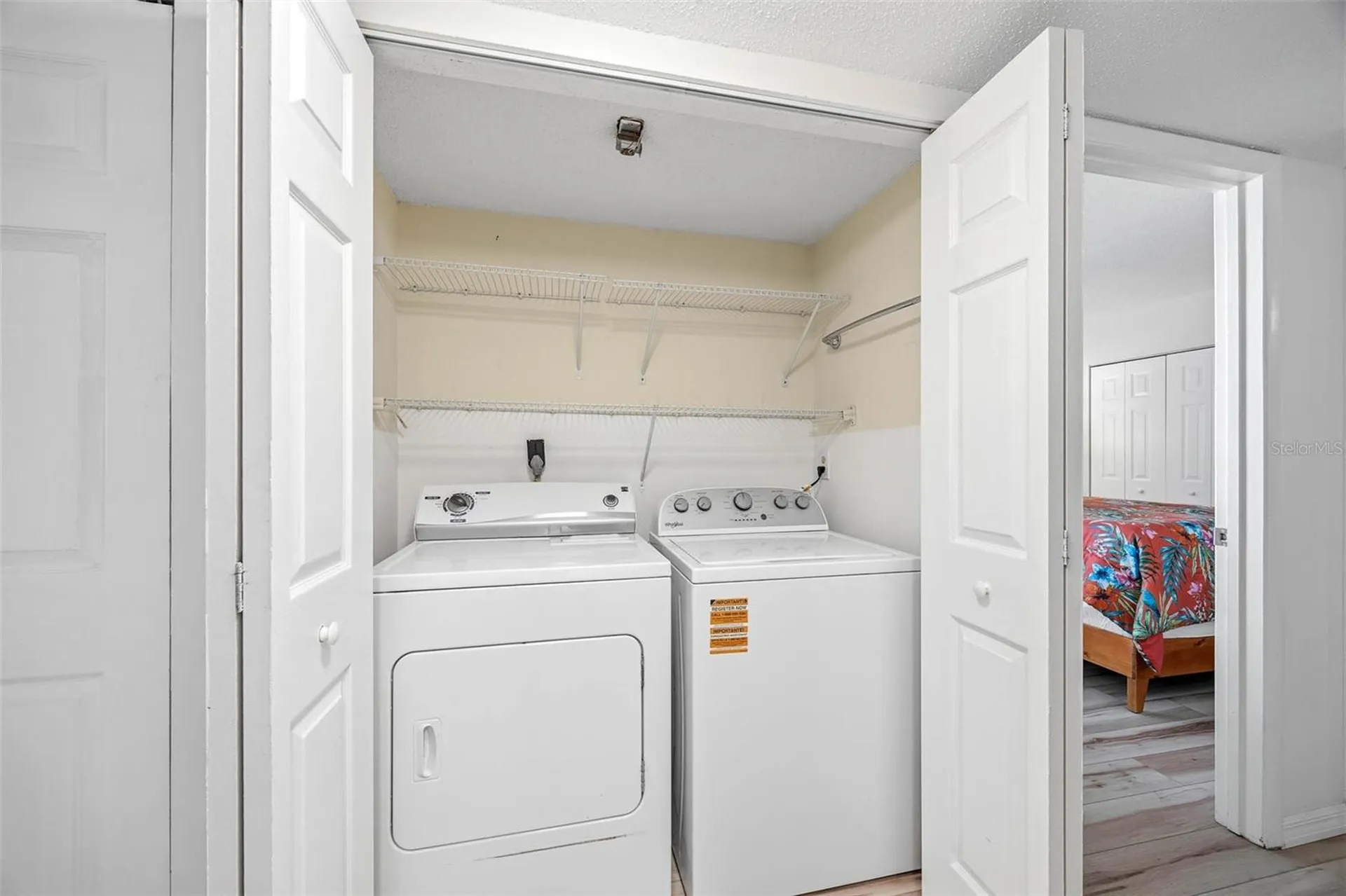 1597 Amberlea Dr S Dunedin FL 34698