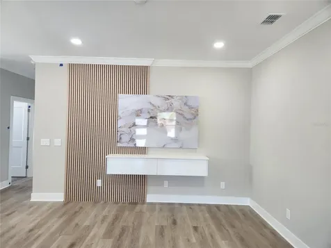 10909 N 28th Street Tampa FL 33612