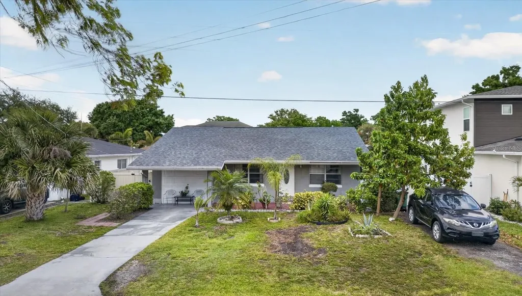611 N Bradford Avenue Tampa FL 33609