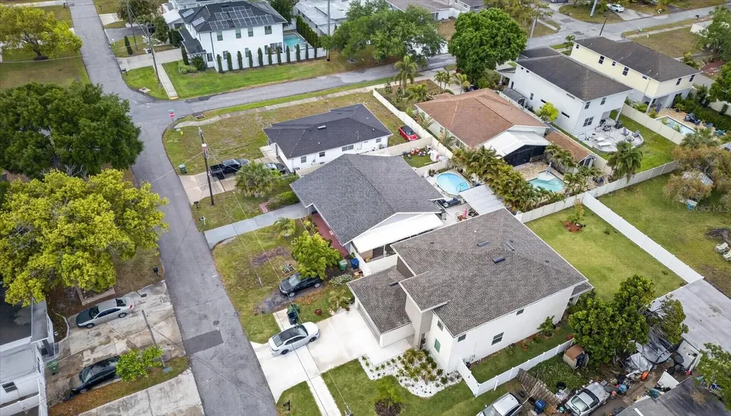 611 N Bradford Avenue Tampa FL 33609