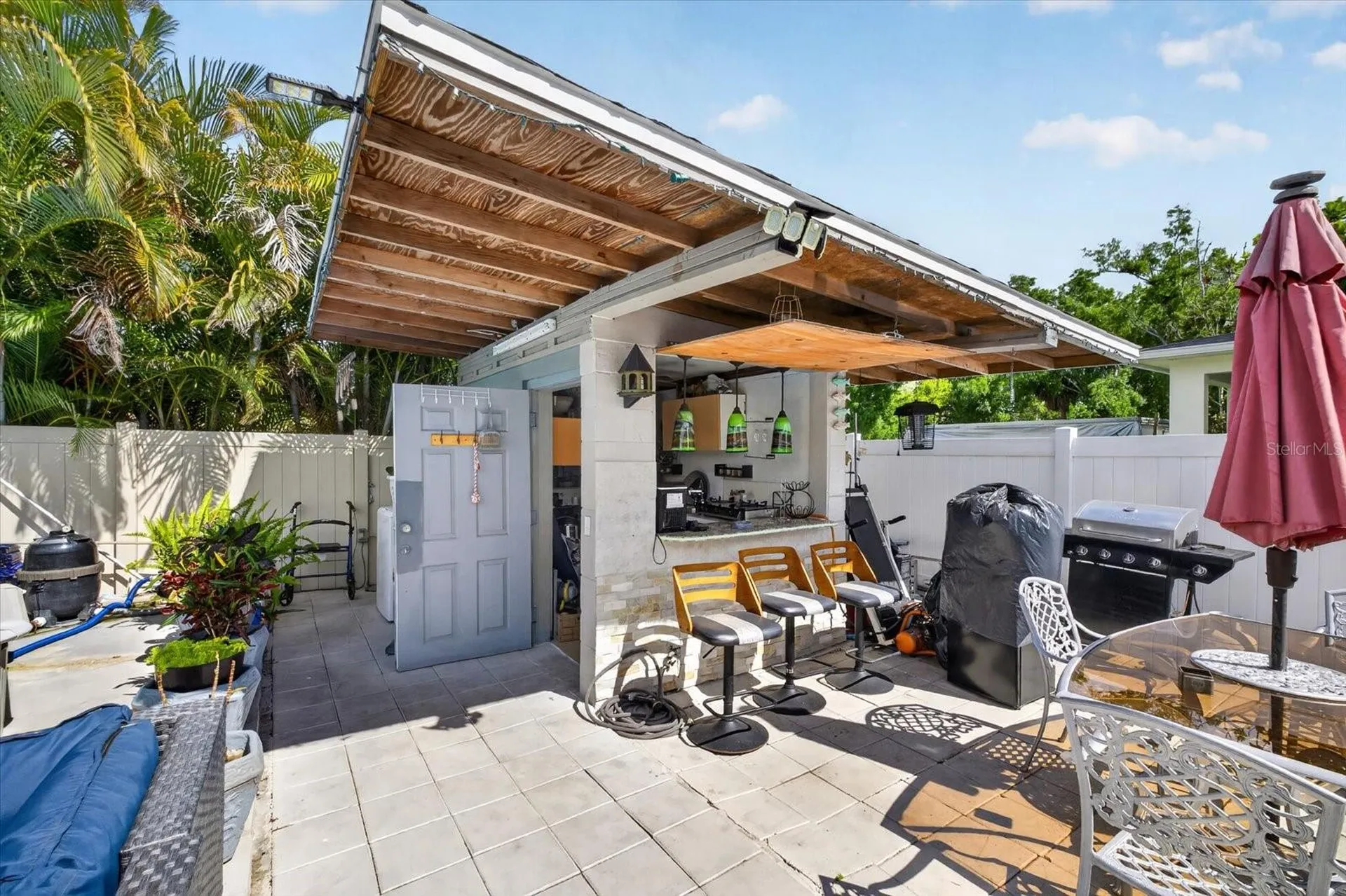 611 N Bradford Avenue Tampa FL 33609