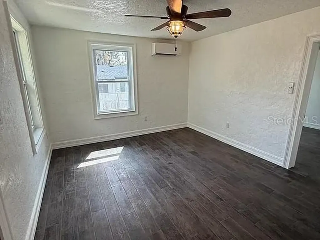 217 Oakland Avenue Brooksville FL 34601