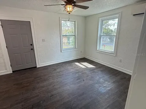 217 Oakland Avenue Brooksville FL 34601