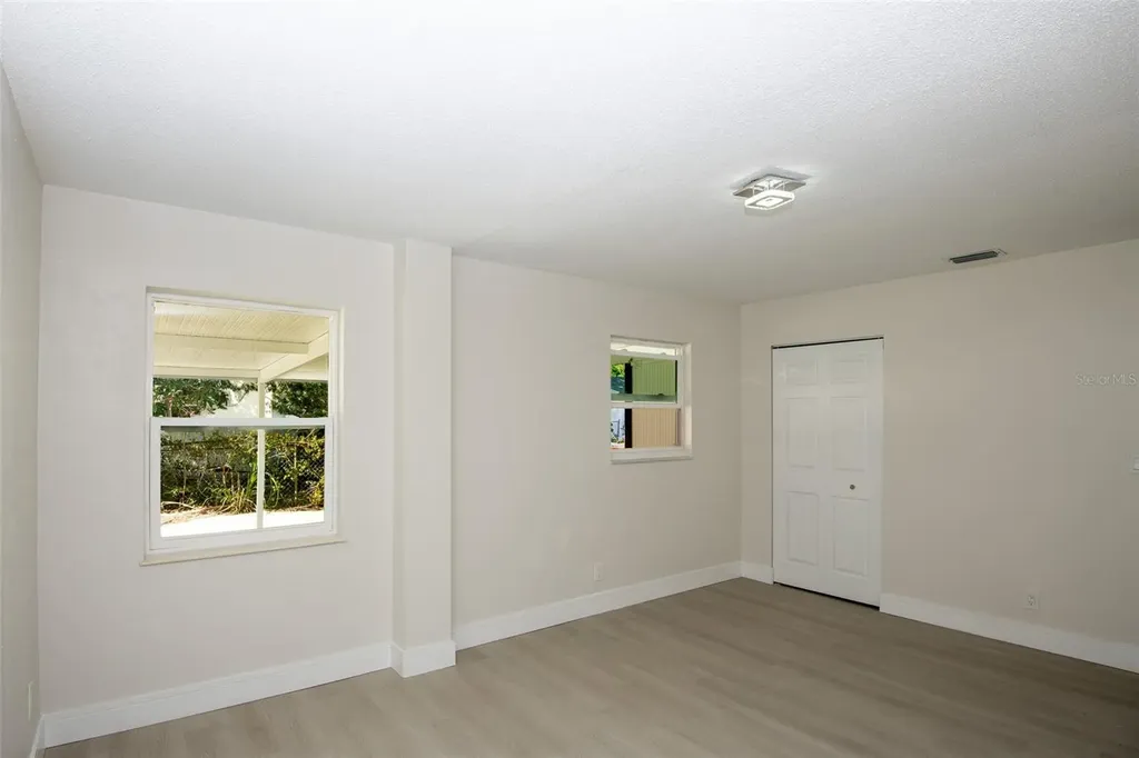 1070 N Libby Court Daytona Beach FL 32117