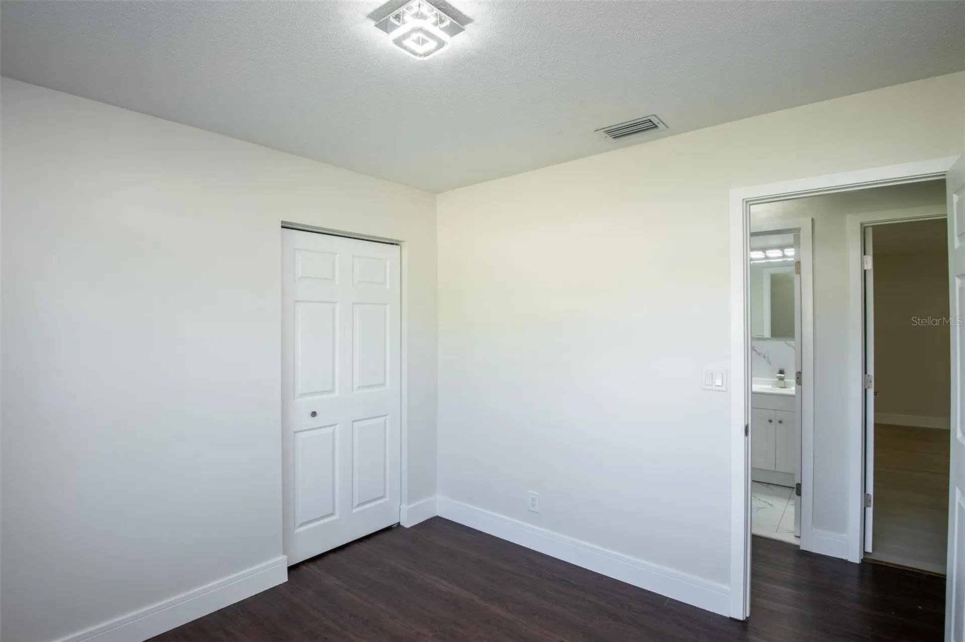 1070 N Libby Court Daytona Beach FL 32117