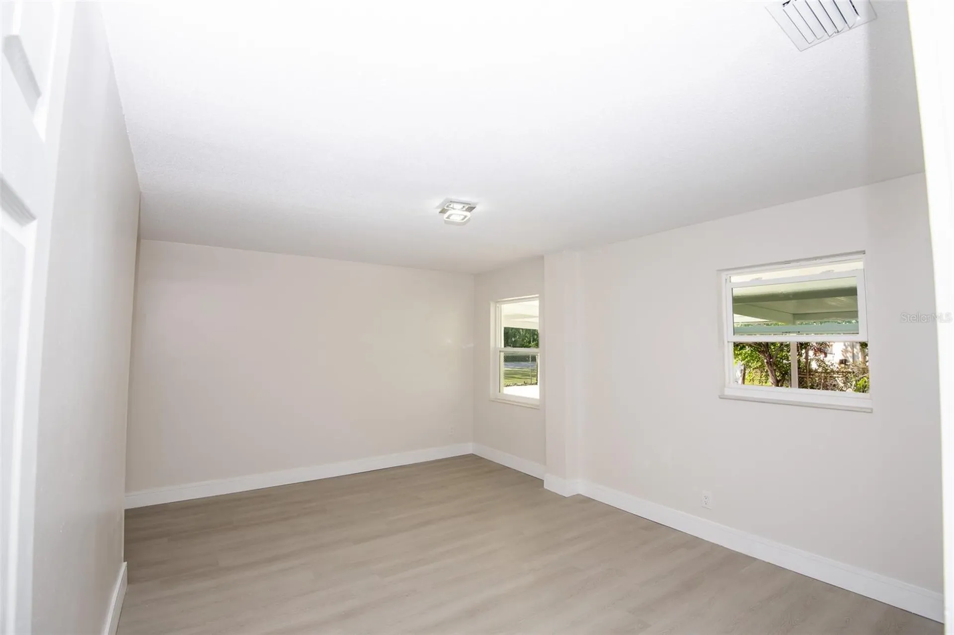 1070 N Libby Court Daytona Beach FL 32117