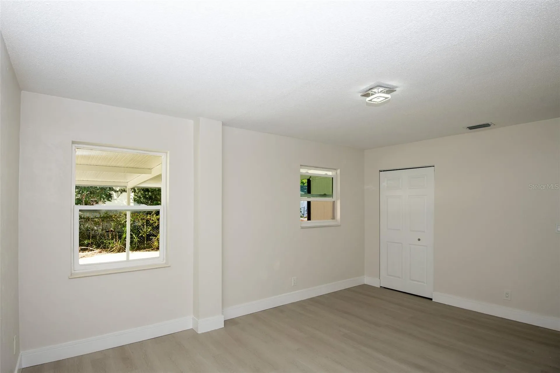 1070 N Libby Court Daytona Beach FL 32117