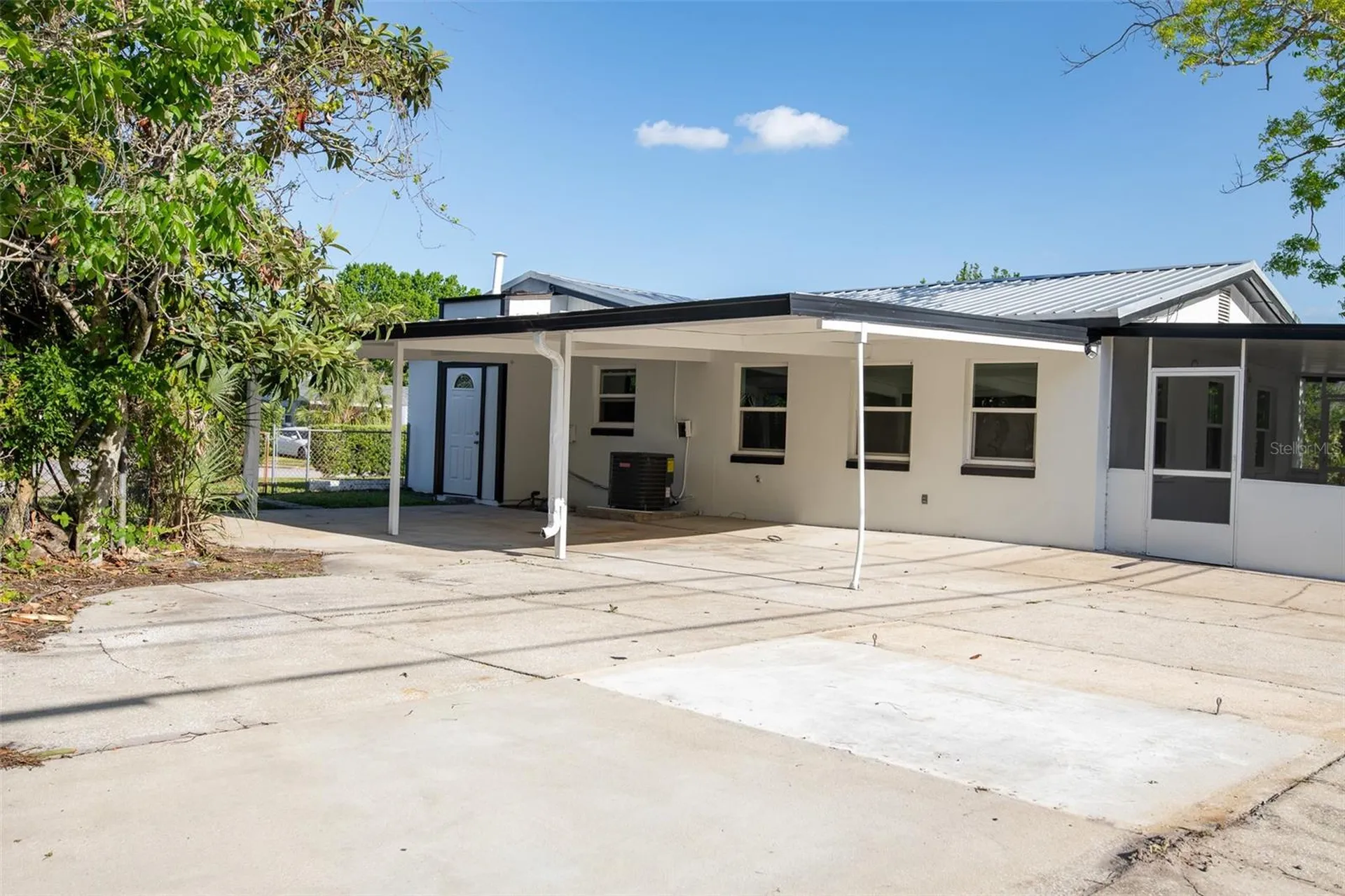 1070 N Libby Court Daytona Beach FL 32117