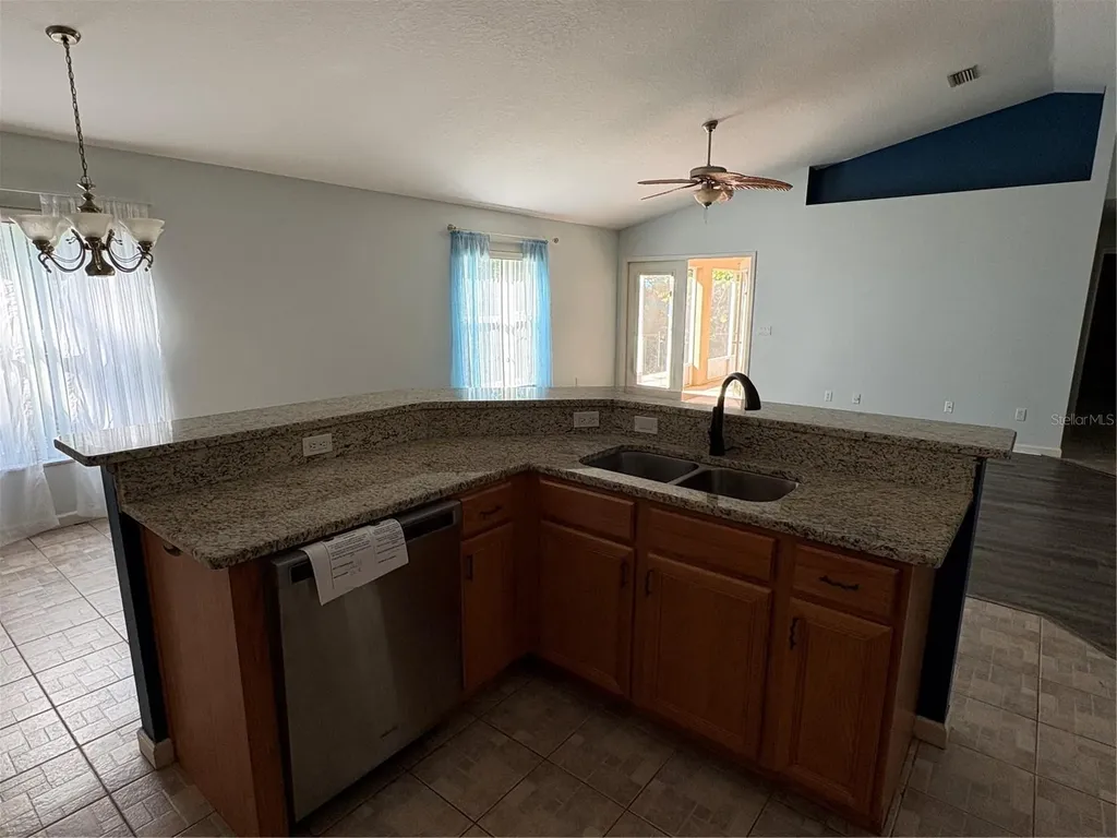 2758 W Century Boulevard Citrus Springs FL 34434