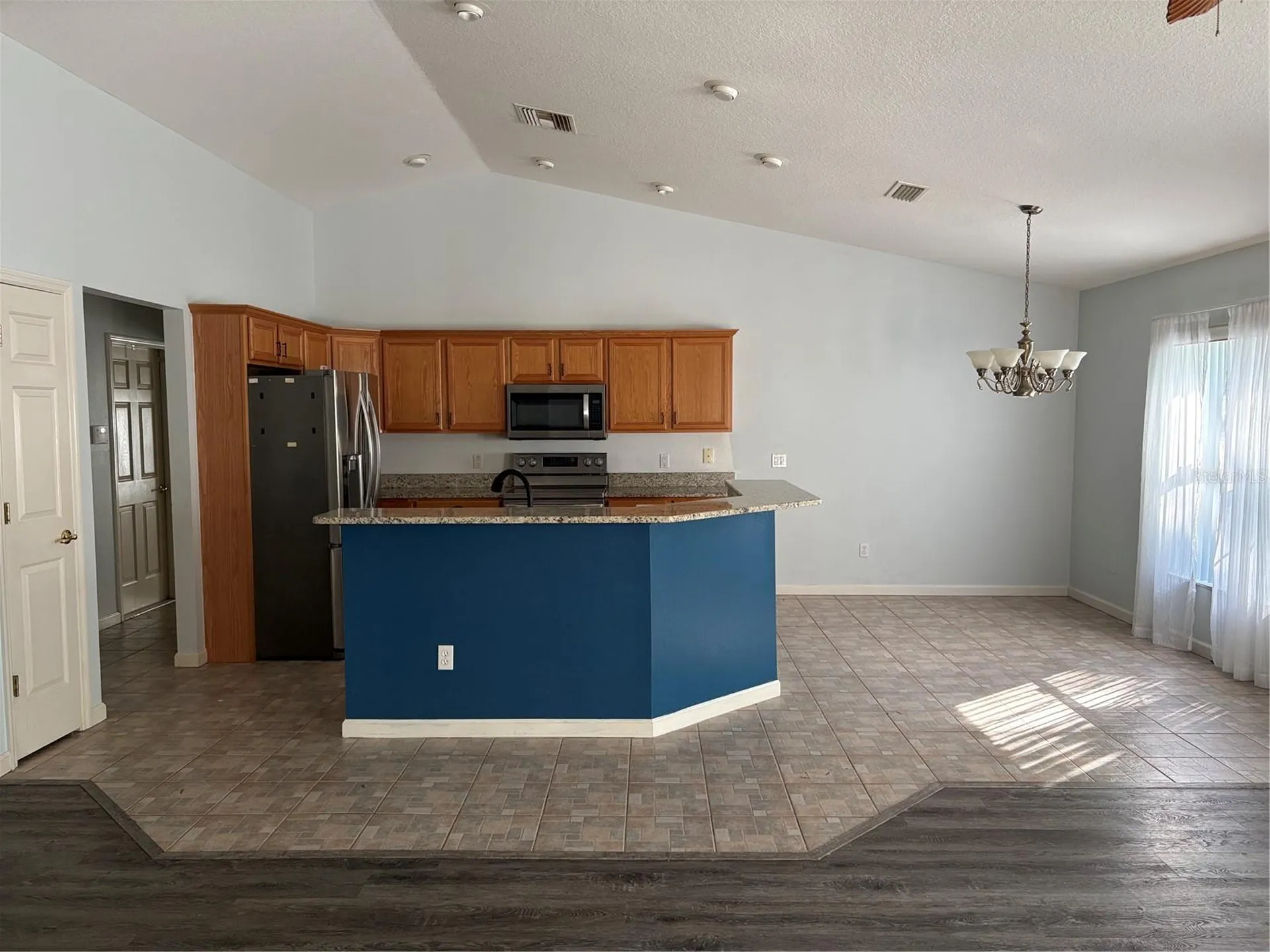 2758 W Century Boulevard Citrus Springs FL 34434
