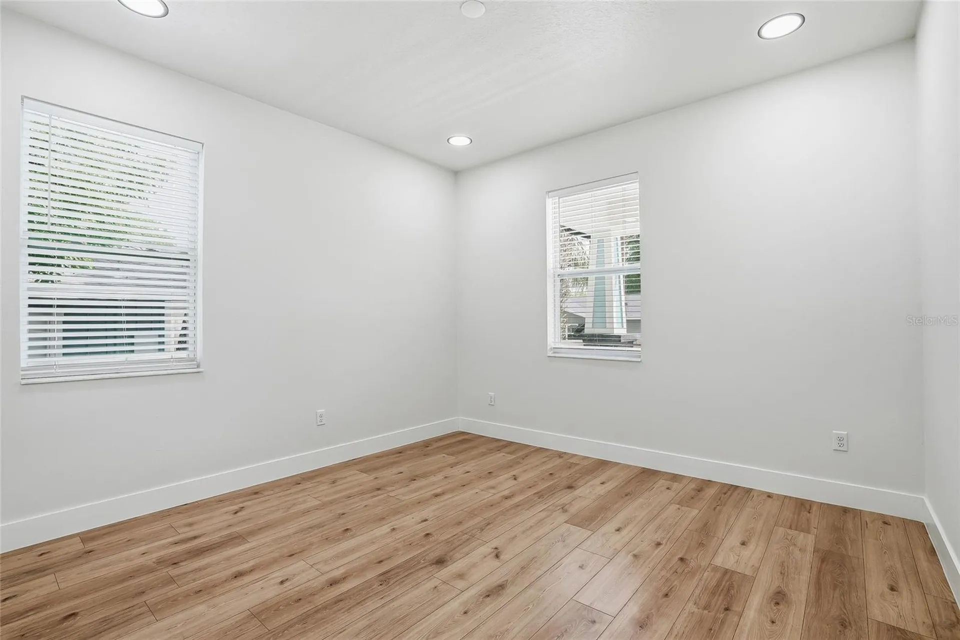 7706 N Arden Avenue Tampa FL 33604