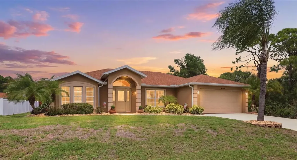 4704 Dabney Street North Port FL 34288